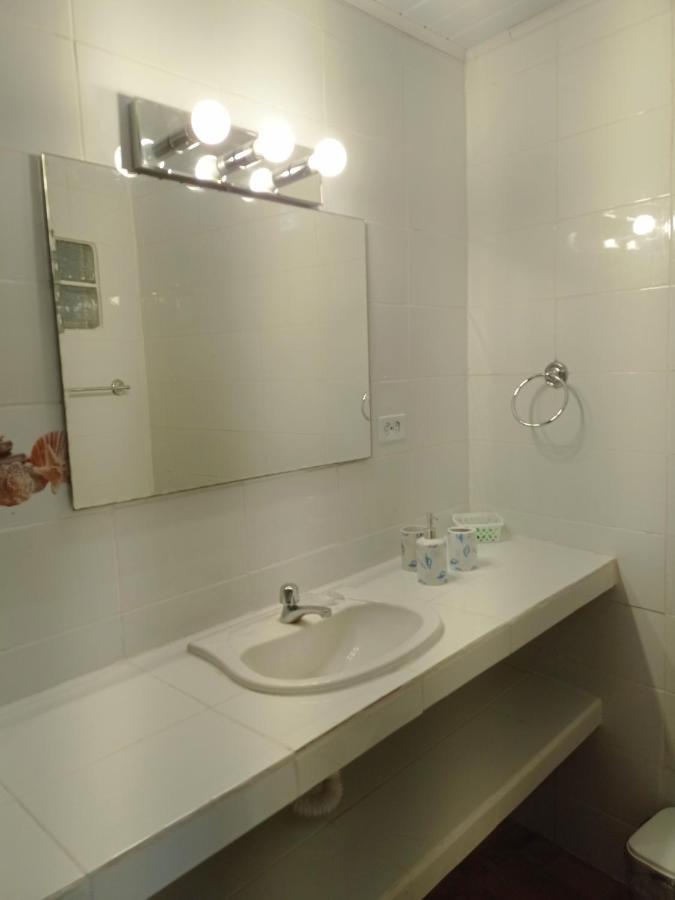 Hotel Scubaportobelo Extérieur photo